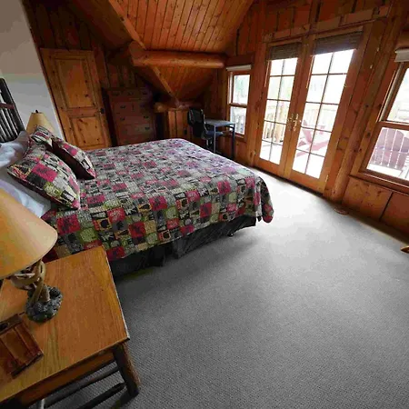Ampersand Bay Resort Saranac Lake Room photo