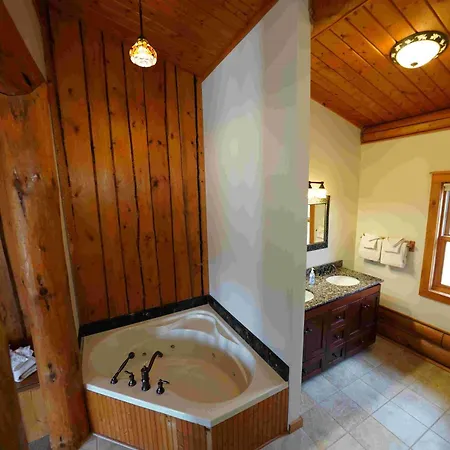 Ampersand Bay Resort Saranac Lake Exterior photo