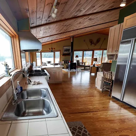 Ampersand Bay Resort Saranac Lake Exterior photo