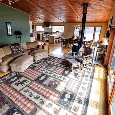 Ampersand Bay Resort Saranac Lake Exterior photo