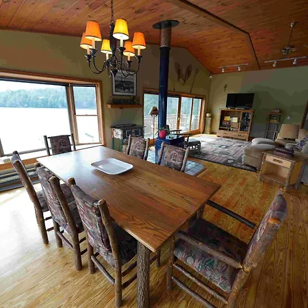 Ampersand Bay Resort Saranac Lake Exterior photo