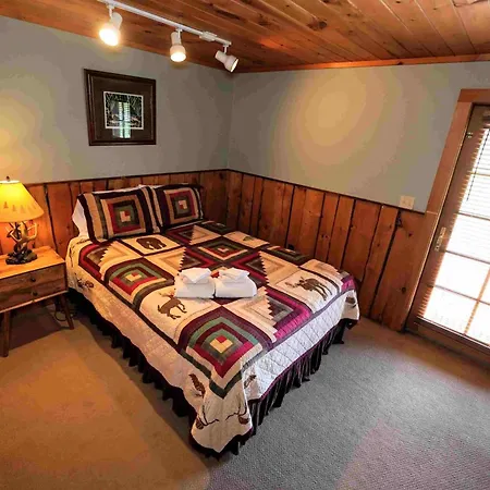 Ampersand Bay Resort Saranac Lake Exterior photo