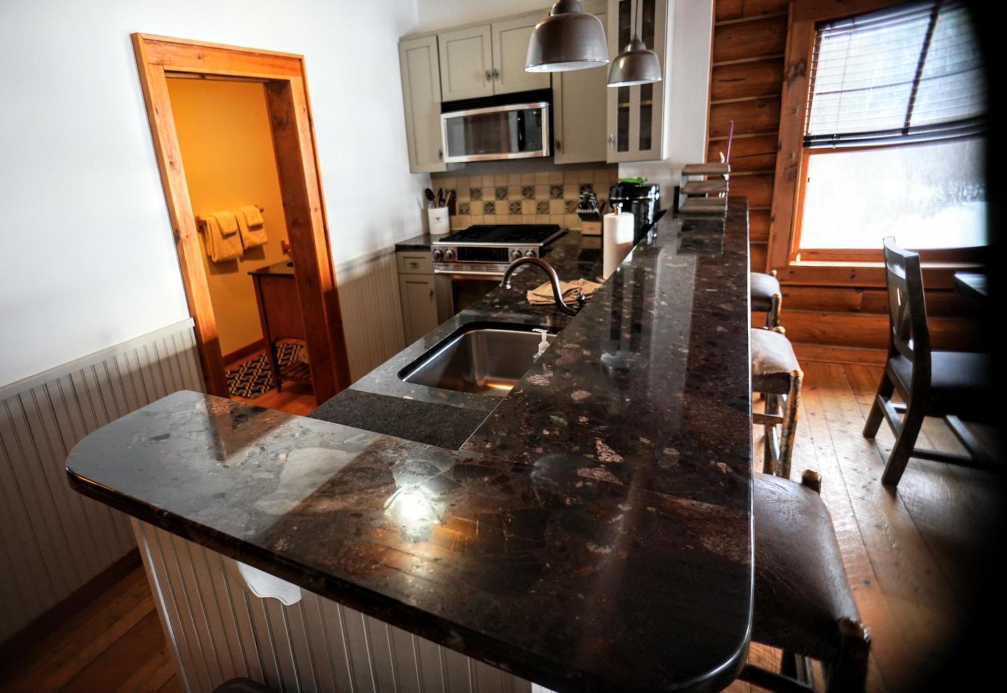 Aparthotel Ampersand Bay Saranac Lake